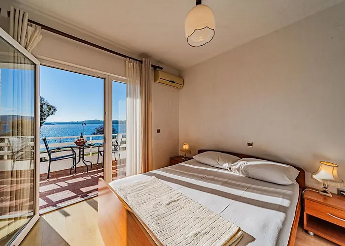 Apartman By The Sea Orebic, Peljesac - 24015 *